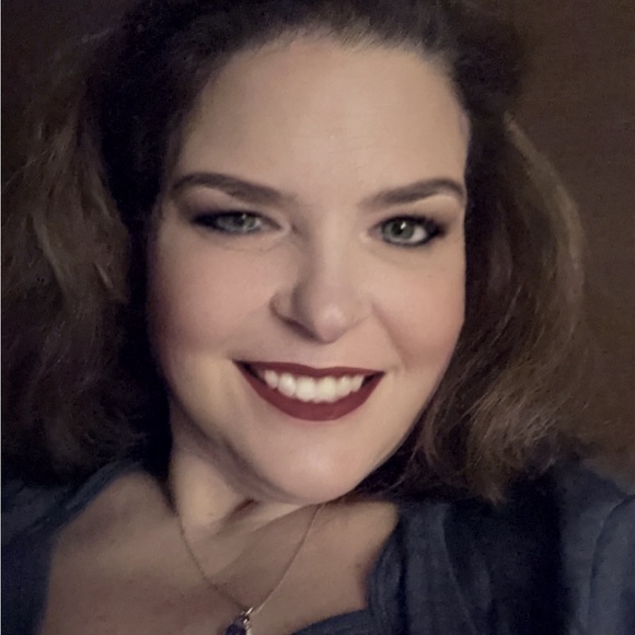 Meet the Posher Other - Meet your Posher, Melissa